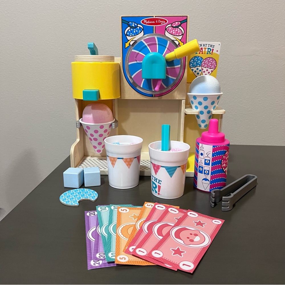 Melissa & Doug play set - Picture 2 of 3